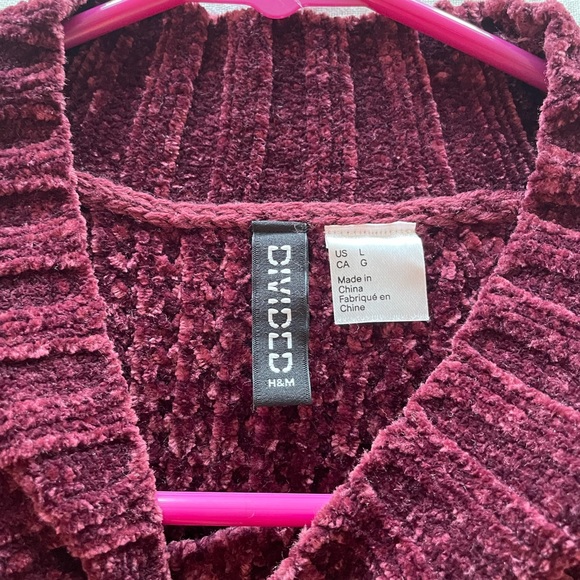 Velvet burgundy sweater. Size large. Never worn. - Picture 2 of 2